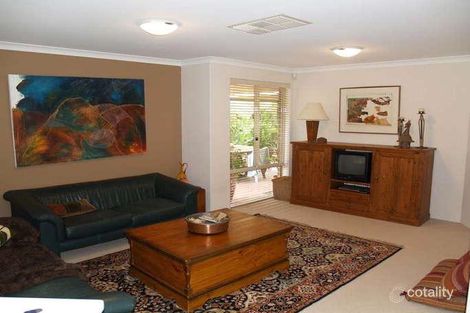 Property photo of 51 Fairfield Gardens Canning Vale WA 6155