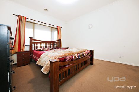 Property photo of 10 Muscat Avenue Burnside Heights VIC 3023