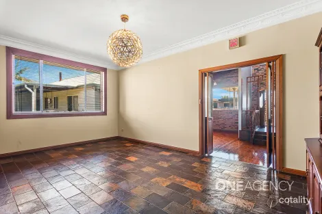 Property photo of 4 Barrack Avenue Barrack Heights NSW 2528