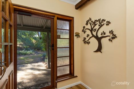 Property photo of 6 Johnmoore Court Glen Forrest WA 6071