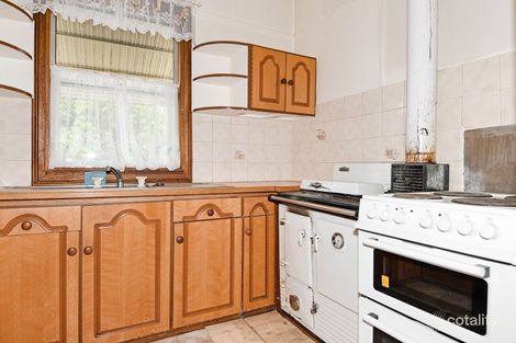 Property photo of 18 Pacific Way West Bathurst NSW 2795
