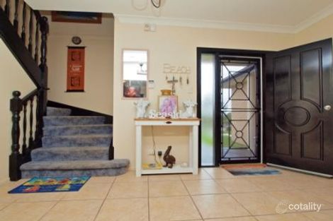 Property photo of 30 Bimbadeen Close Belmont North NSW 2280