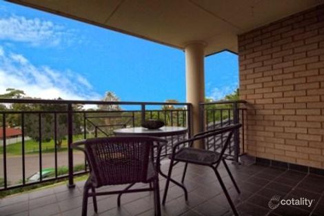 Property photo of 30 Bimbadeen Close Belmont North NSW 2280