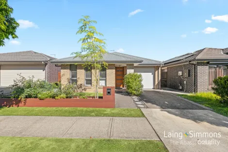 13 Blackburn St, Ropes Crossing, NSW 2760