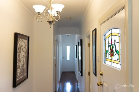 Property photo of 16 The Esplanade Lorn NSW 2320
