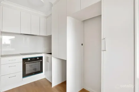 12 Dundas St, Thornbury, VIC 3071