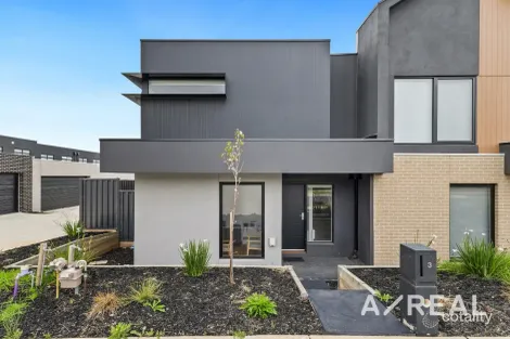 3 Oasis Pl, Clyde North, VIC 3978