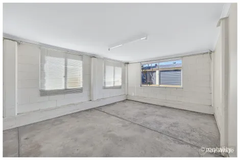 Property photo of 13 Mortensen Park Avenue QLD 4701