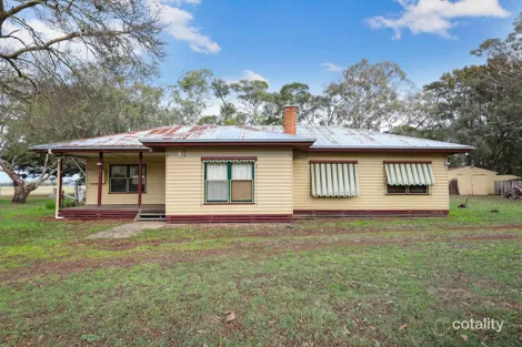 Property photo of 445 Burchetts Lane Caramut VIC 3274