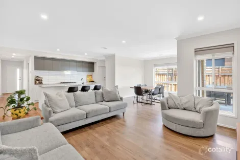 Property photo of 3 Springleaf Way Charlemont VIC 3217