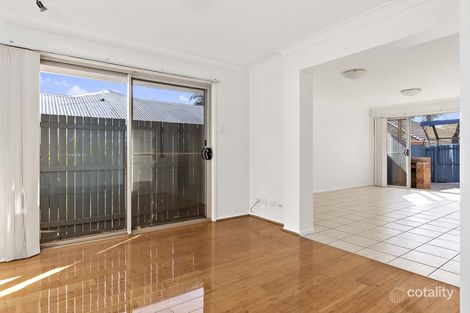 Property photo of 12 Booloumba Crescent Forest Lake QLD 4078