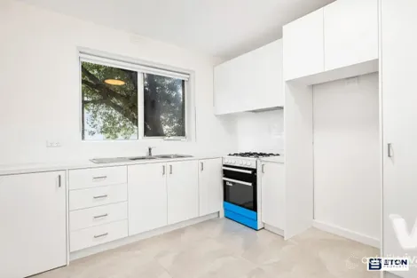 2/127 Brighton Rd, Elwood, VIC 3184