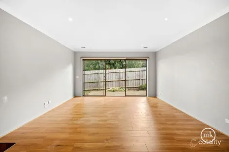 Property photo of 6 Sette Place Doreen VIC 3754