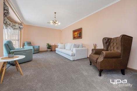 Property photo of 7 Commodore Court Taylors Lakes VIC 3038