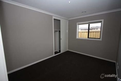Property photo of 4 Daron Link Lalor VIC 3075