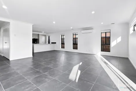 15 Boxer Dr, Wyndham Vale, VIC 3024