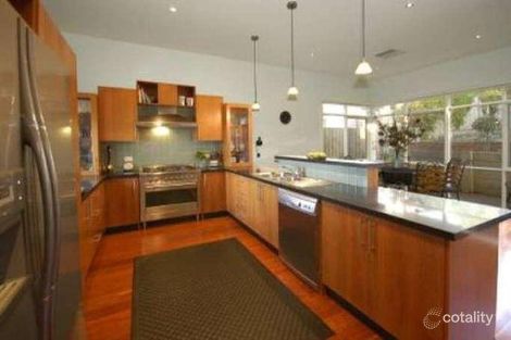 Property photo of 9 Crown Terrace Ascot Vale VIC 3032