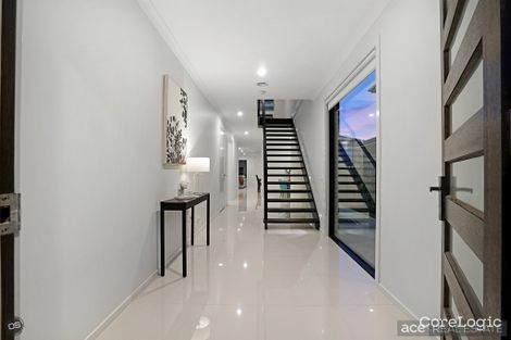 Property photo of 11 Yosemite Street Point Cook VIC 3030