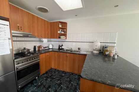 Property photo of 12 Haite Place Roxburgh Park VIC 3064