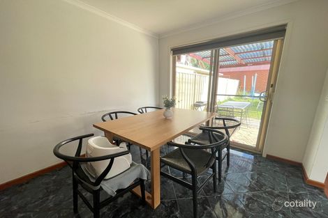 Property photo of 12 Haite Place Roxburgh Park VIC 3064