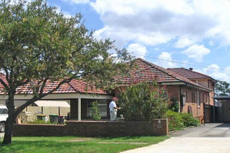 6 Palomar Pde, Yagoona, NSW 2199