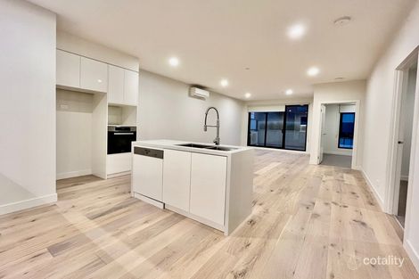 210/180 Reynolds Rd, Doncaster East, VIC 3109