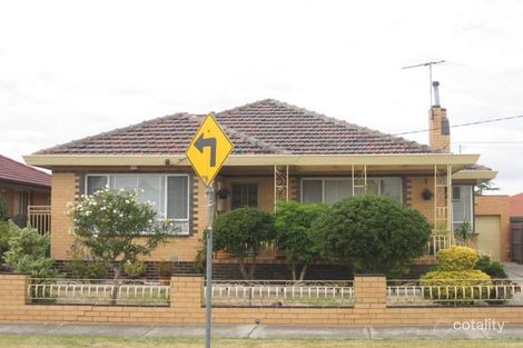 8 Stradbroke Dr, St Albans, VIC 3021