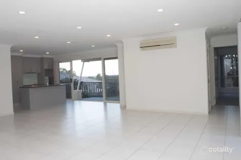 Property photo of 1/60 Annabelle Crescent Upper Coomera QLD 4209