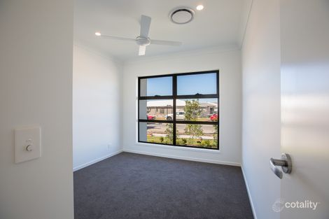 Property photo of 44 Great Sandy Circuit Pimpama QLD 4209