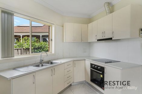 Property photo of 14 Buranda Crescent St Johns Park NSW 2176