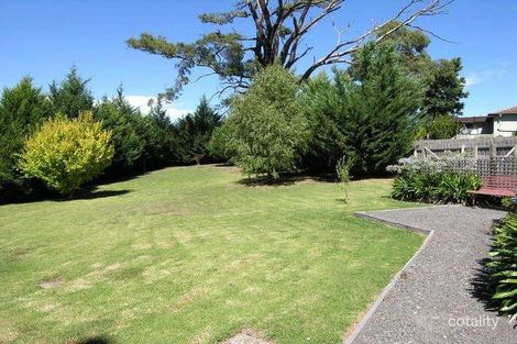 5 Pierre Ct, Millgrove, VIC 3799