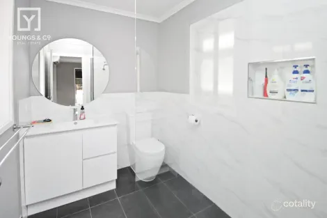 Property photo of 51 Homewood Drive Mooroopna VIC 3629