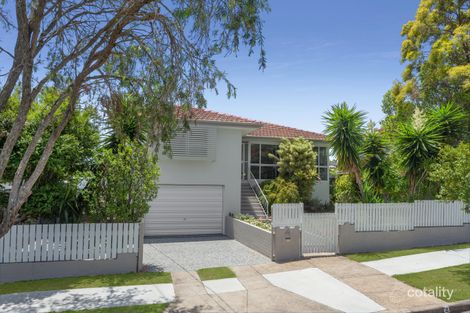 4 Tandanya St, Mansfield, QLD 4122