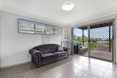 Property photo of 19 Hinterland Drive Little Mountain QLD 4551