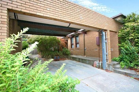 Property photo of 1 Chablis Crescent Vermont South VIC 3133