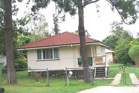 21 Elizabeth Cres, Goodna, QLD 4300