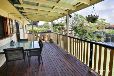 Property photo of 191 Scarborough Road Scarborough QLD 4020