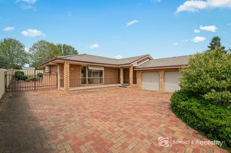 44 La Fontaine Ave, Lavington, NSW 2641