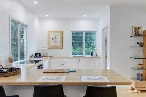 Property photo of 80 Arthur Terrace Red Hill QLD 4059