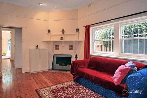 Property photo of 104 Ruskin Street Elwood VIC 3184