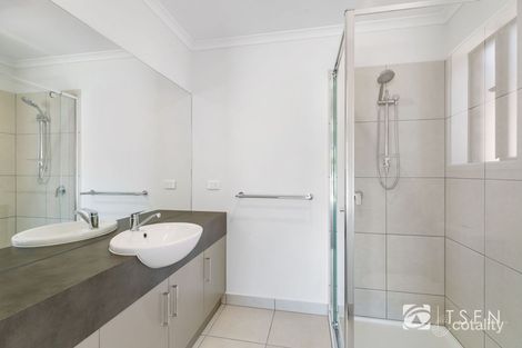 Property photo of 1/245A Allingham Street Kangaroo Flat VIC 3555