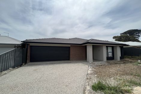 13 Rosegreen Dr, Kilmore, VIC 3764