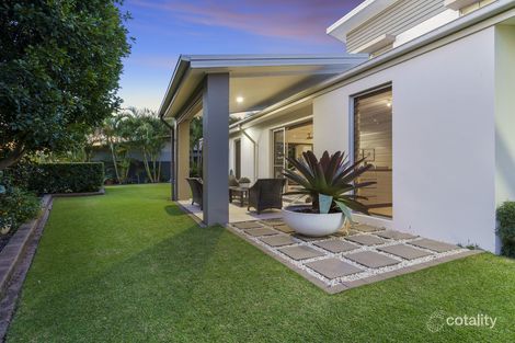 Property photo of 2 Ruthenium Court Hope Island QLD 4212