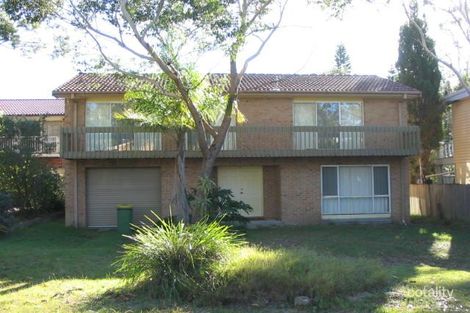 7 Fishermans Walk, Hawks Nest, NSW 2324