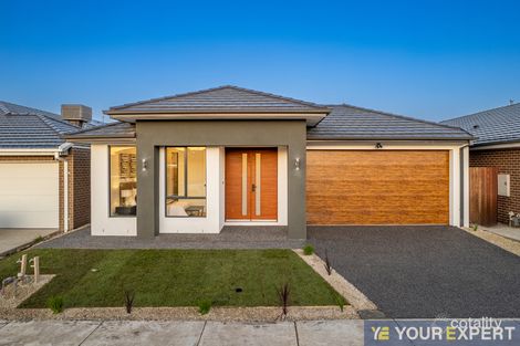 5 Sunlight Ave, Clyde North, VIC 3978
