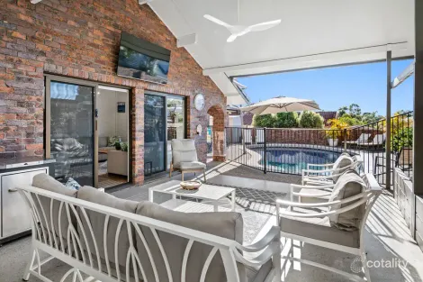 10 Talofa St, Ashmore, QLD 4214