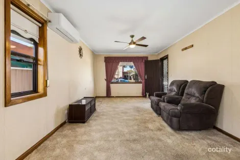 Property photo of 23 Guthega Crescent Heckenberg NSW 2168