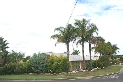 2 Cowley Dr, Flinders View, QLD 4305