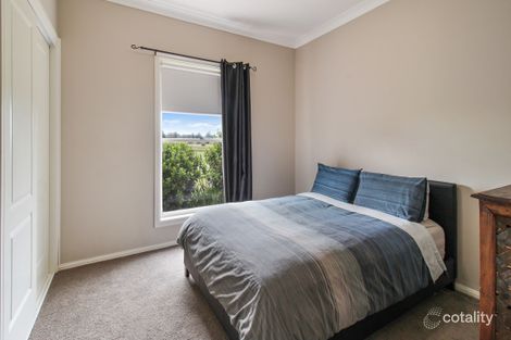 Property photo of 8 Bob Acheson Avenue Forbes NSW 2871