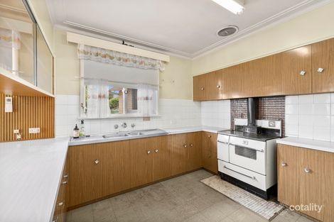 Property photo of 20 Lovenear Grove Ballarat East VIC 3350